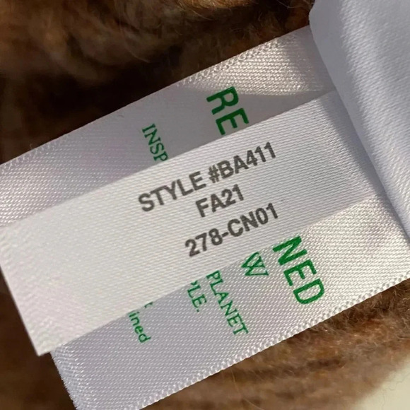 J.Crew, Merino Wool and Alpaca, Relaxed Turtleneck Poncho, Heather Desert, Tan - Picture 11 of 11